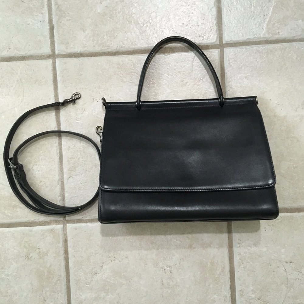 Black Vintage Coach Leather Top Handle Cross-body Bag with Dowel